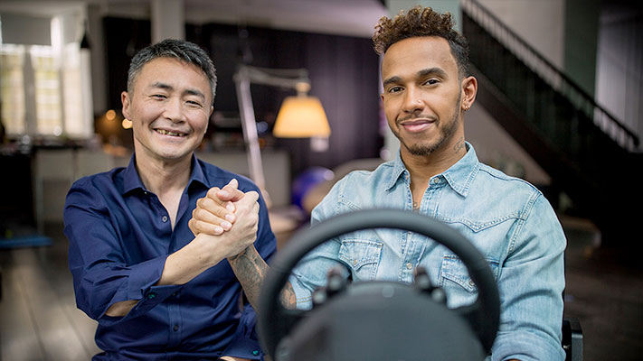 Gran Turismo Sport : Lewis Hamilton a été consultant pour le gameplay Gran Turismo Sport - Lewis Hamilton & Kazunori Yamauchi