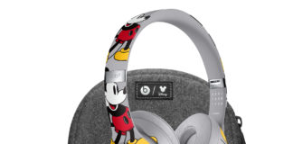 Un casque Beats by Dre pour fêter les 90 ans de Mickey Beat By Dre Solo 3 90 ans Mickey 1928_Headphone_Case_Pin_Composed_WEB