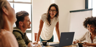 Acer Travelmate X5 : un notebook professionnel fin et léger Acer TravelMate X5 Lifestyle