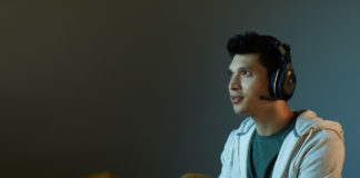 Turtle Beach lance ses nouveaux casques Stealth 700 et Stealth 600 Gen 2 Turtle-Beach-Stealth-700-Gen-2_LIFESTYLE2