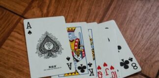 Le jeu de solitaire SOLITAIRE