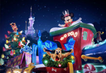 Disneyland Paris : le programme de la saison de Noël 2021, Disney Illuminations de retour… Disneyland-Paris-Christmas-Parade