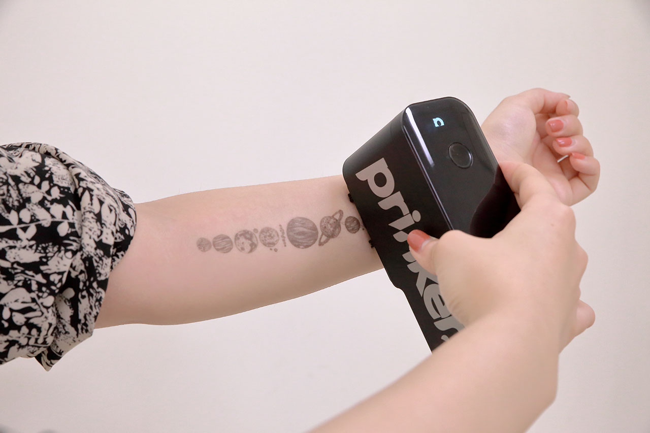 2021年C4D渲染作品小总结-纹身笔机器系列_猫菌K-站酷ZCOOL