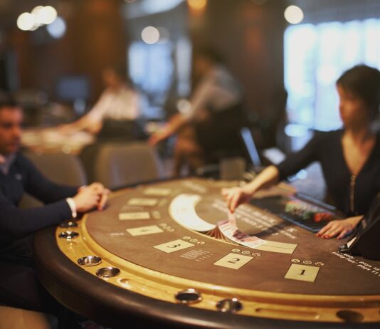 Stratégies pour jouer aux jeux de casino en ligne avec des croupiers en direct casino