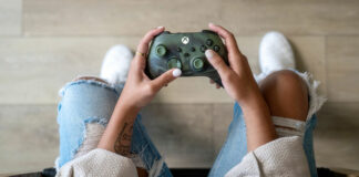 Xbox dévoile sa nouvelle manette sans fil – Edition spéciale Nocturnal Vapor Xbox-Controller-nocturnal_vapor_hero-ec0e8caf8624b56f740c
