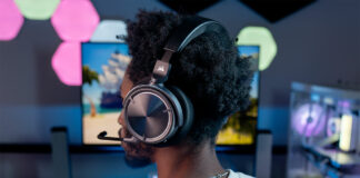 CORSAIR lance le casque VIRTUOSO MAX CORSAIR-VIRTUOSO-MAX_Hero