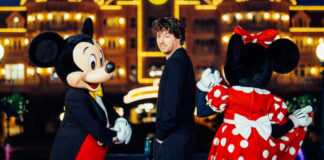 Disneyland Paris : Le restaurant « La Forêt Secrète » par Jean Imbert dès le 7 mars 2025 Disneyland-Paris-La-Forêt-Secrète-par-Jean-Imbert_LaForetSecreteParJeanImbert_KeyVisual-1001x1024