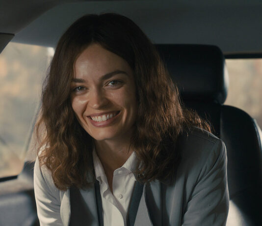 Ella McCay aura droit à une sortie au cinéma les 15 et 16 mai prochains Ella McCay