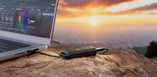 CORSAIR ajoute des performances robustes et une mobilité accrue à sa gamme de solutions de stockage CORSAIR-EX400U-SURVIVOR_EX300U_Image1