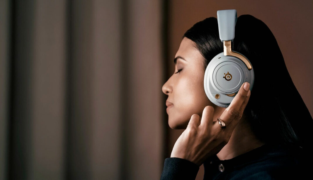 SteelSeries-Arctis-Nova-Elite-01