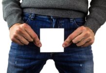 Photo de pénis (dickpic) : JOYclub.fr décrypte les mécanismes psychanalytiques d’un phénomène qui persiste