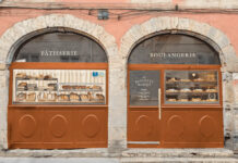 La Baguette Magique : un bar clandestin et magique caché derrière une boulangerie à Lyon La Baguette Magique